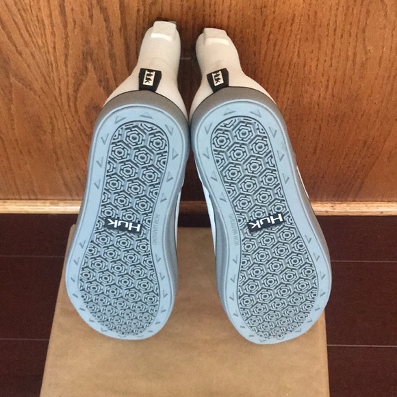 “NEW ARRIVALS” Brand-new HUK Rogue Wave boots, size 12, white big letters - Picture 7 of 7